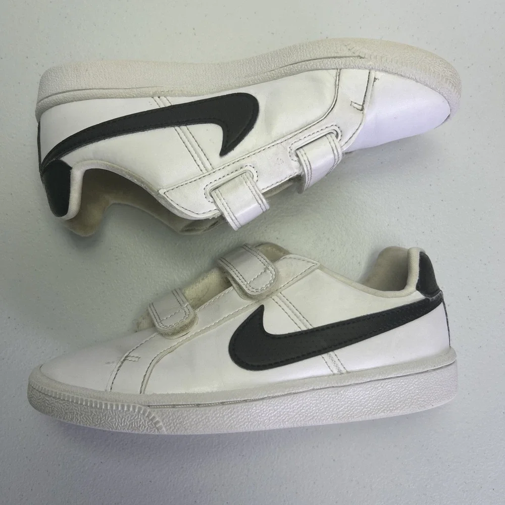 Nike‎ Court Royale PSV Kids Sneakers White Black Hook Loop Straps Size 2Y